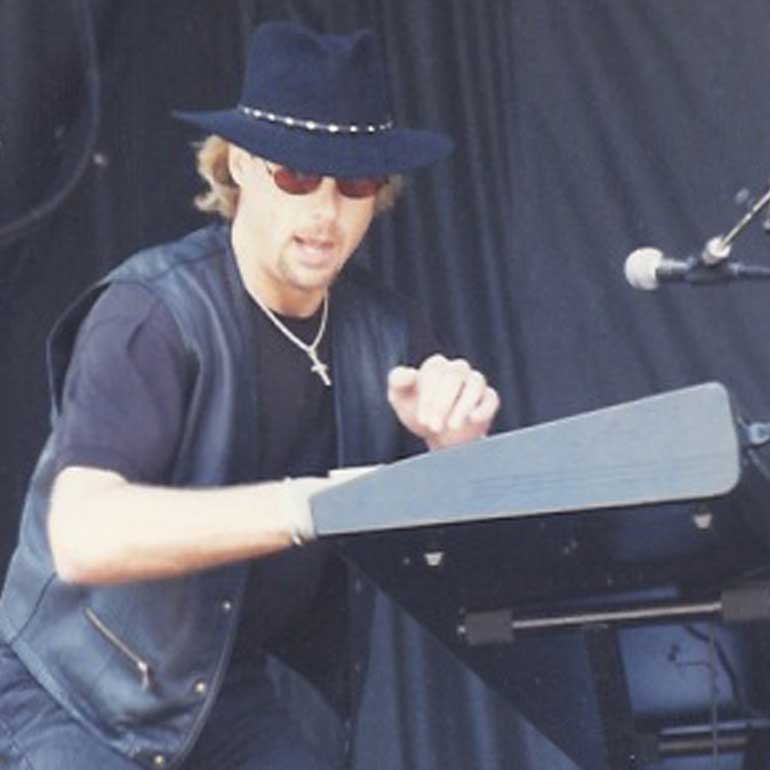 Tom Kowalczyk (TK) known for high energy keyboard rhythm riffs/solos/& keyboard programming & being loved by The Convertibles.